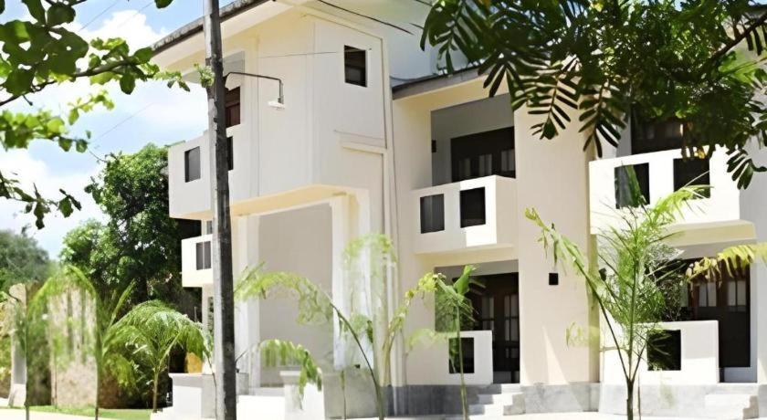 (5000 m²), 7 Schlafzimmer und 7 eigene Badezimmer in Yala Tissamaharama Exterior foto