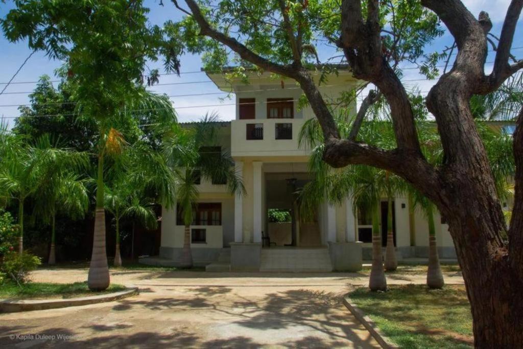 (5000 m²), 7 Schlafzimmer und 7 eigene Badezimmer in Yala Tissamaharama Exterior foto