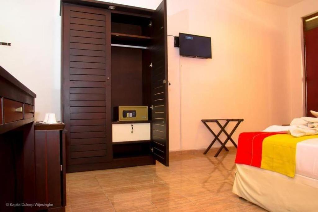 (5000 m²), 7 Schlafzimmer und 7 eigene Badezimmer in Yala Tissamaharama Exterior foto
