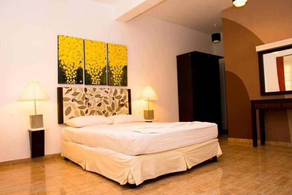 (5000 m²), 7 Schlafzimmer und 7 eigene Badezimmer in Yala Tissamaharama Exterior foto