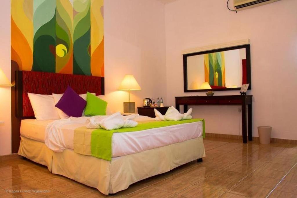 (5000 m²), 7 Schlafzimmer und 7 eigene Badezimmer in Yala Tissamaharama Exterior foto