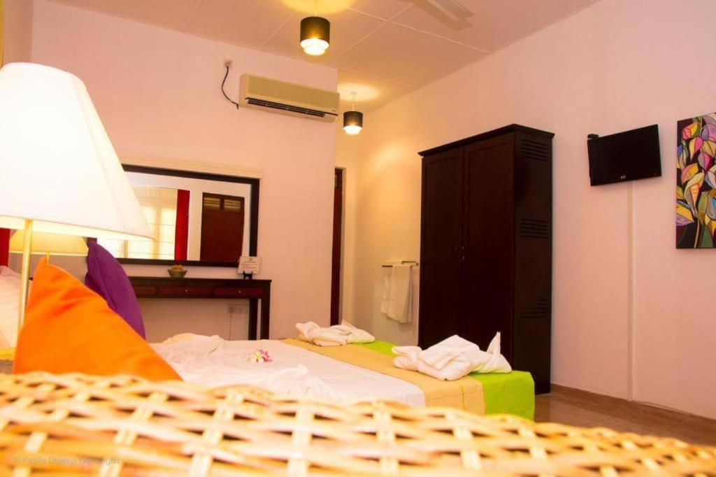 (5000 m²), 7 Schlafzimmer und 7 eigene Badezimmer in Yala Tissamaharama Exterior foto